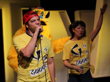 Paco Tolson and Amy Kim Waschke in Agent G (Vampire Cowboys 2011)